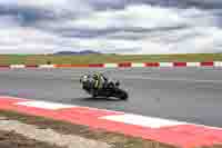 cadwell-no-limits-trackday;cadwell-park;cadwell-park-photographs;cadwell-trackday-photographs;enduro-digital-images;event-digital-images;eventdigitalimages;navarra;no-limits-trackdays;peter-wileman-photography;racing-digital-images;trackday-digital-images;trackday-photos